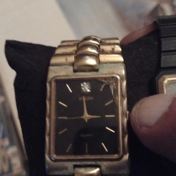 Elgin and Bonus men's Watches - Picture 2 of 3